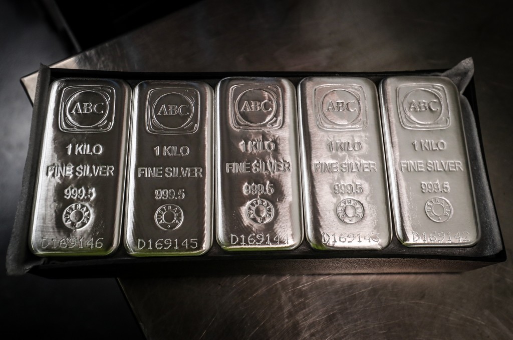 Processing Abc Bullion Gold And Silver At An Abc Refinery Smelter