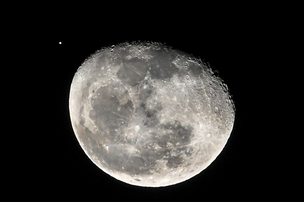 Colombia Moon Mars