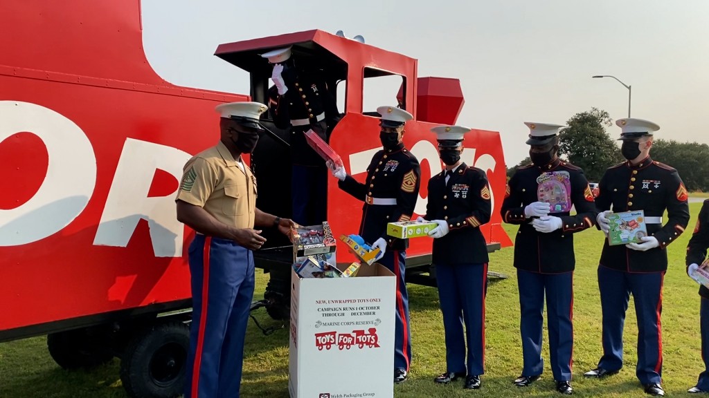 Marines With Toys