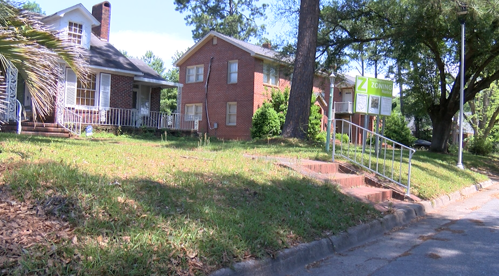 Community Members Voice Concerns About Zoning For Halfway House