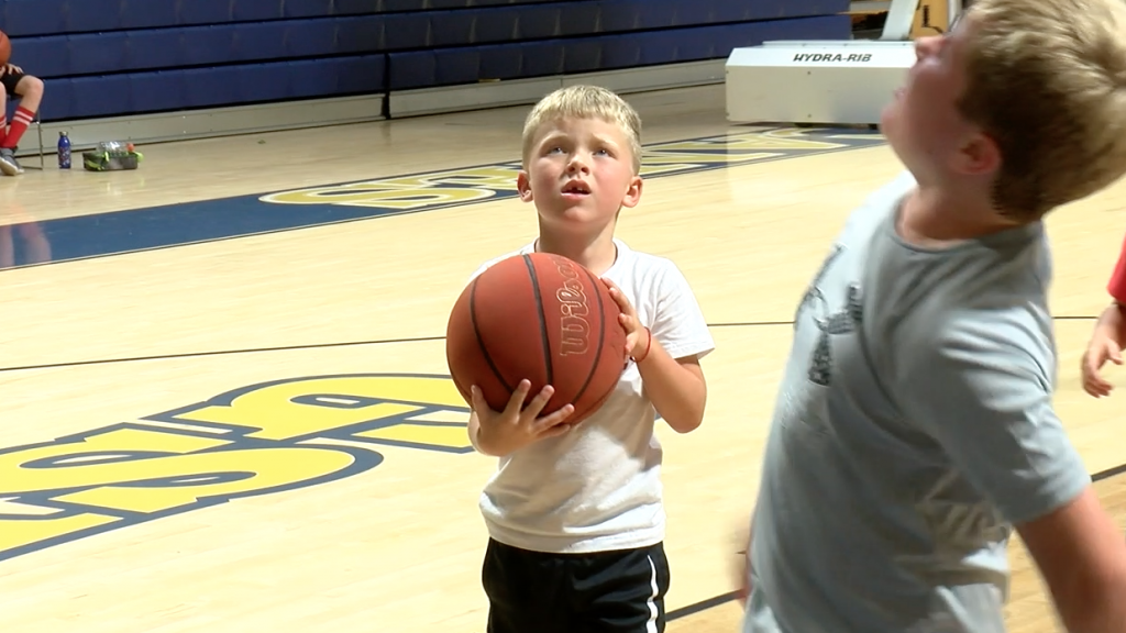 Gsw Men's Basketball Hosts Kids Camp At The Storm Dome