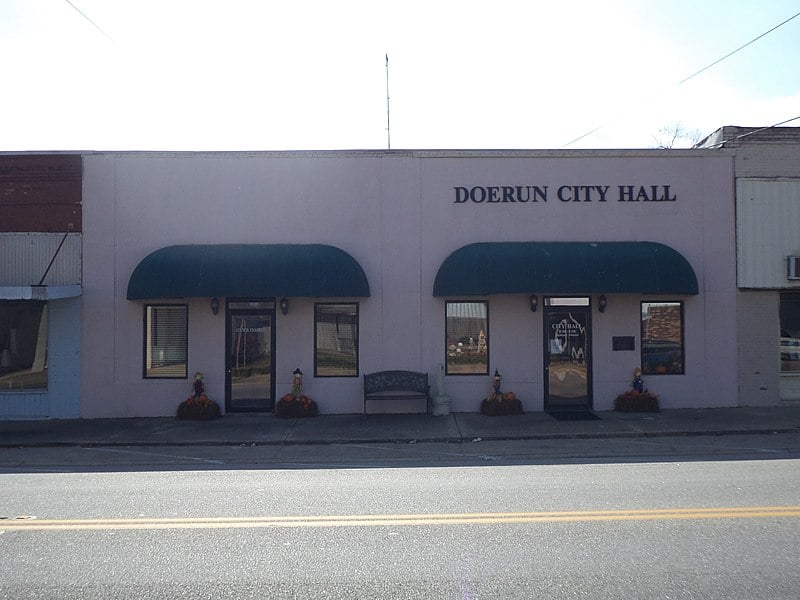 Doerun City Hall