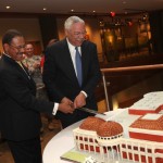 2009event Nationalinfantrymuseumopening Sdb Secpowell Cakecutting