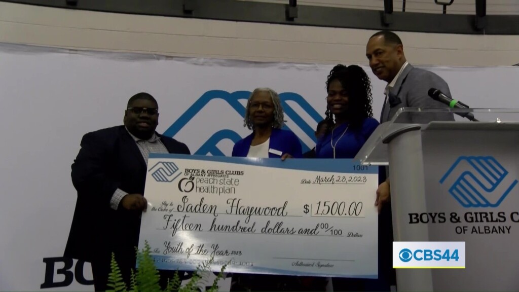 Boys & Girls Clubs Of Albany Hosts Annual Steak & Burger Night