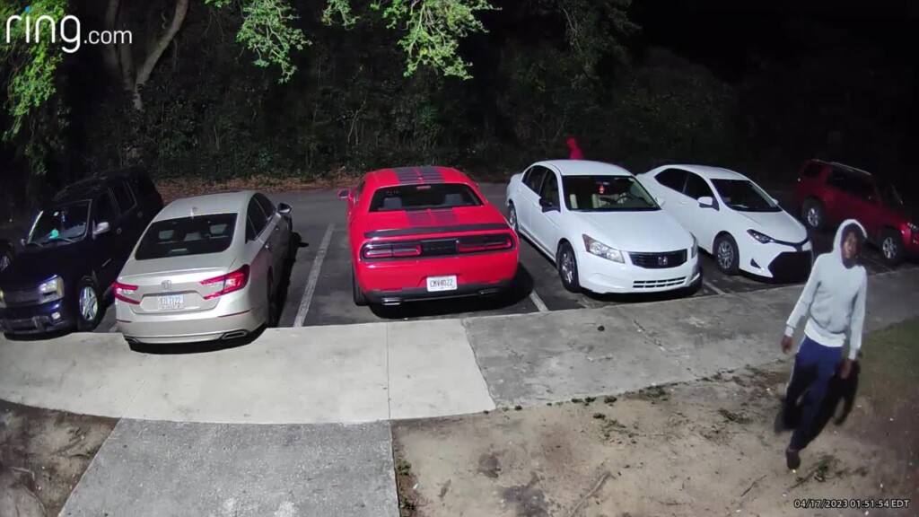 Mock Rd Attempted Vehicle Burglarly