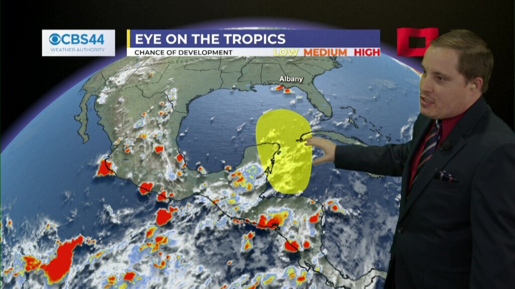 11pm Weather 8 23 23 01