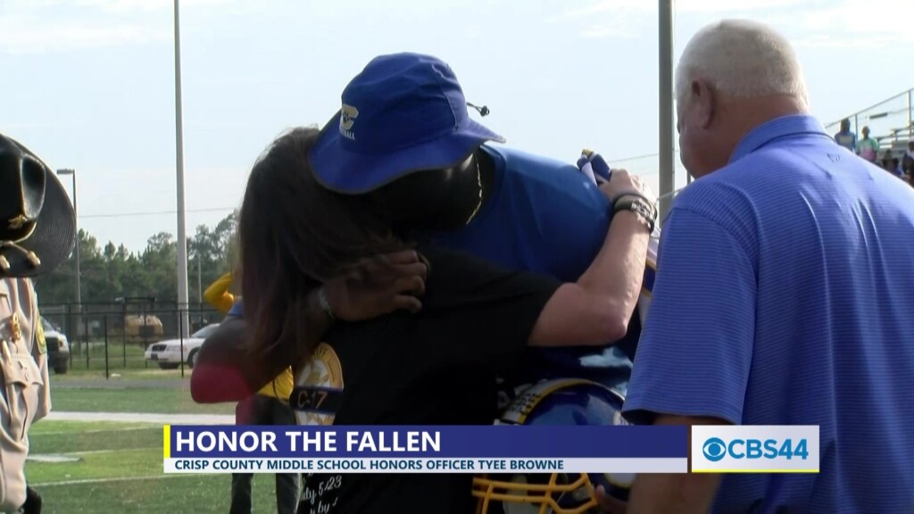Crisp Co. Middle School Honors Fallen Deputy Tyee Browne