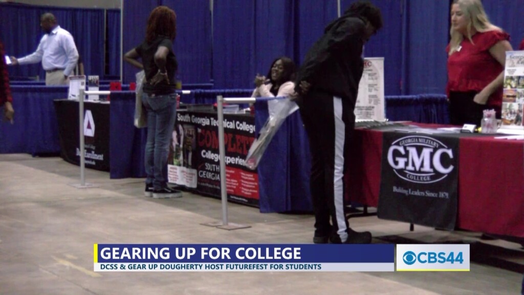 Dcss College & Career Readiness & Gear Up Dougherty Host Futurefest Preparing Students For College