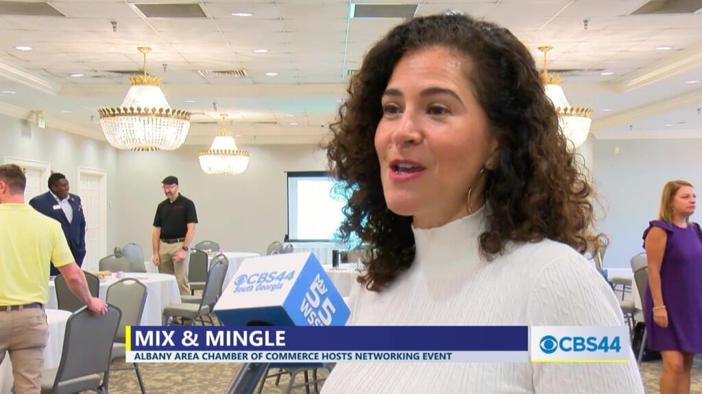 Albany Area Chamber Of Commerce Hosts ‘mix & Mingle’ Networking Event
