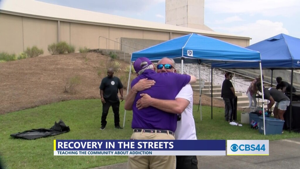 'recovery In The Streets' Holds 4th Annual Event Outside Flint Riverquarium To Celebrate Addiction Recovery