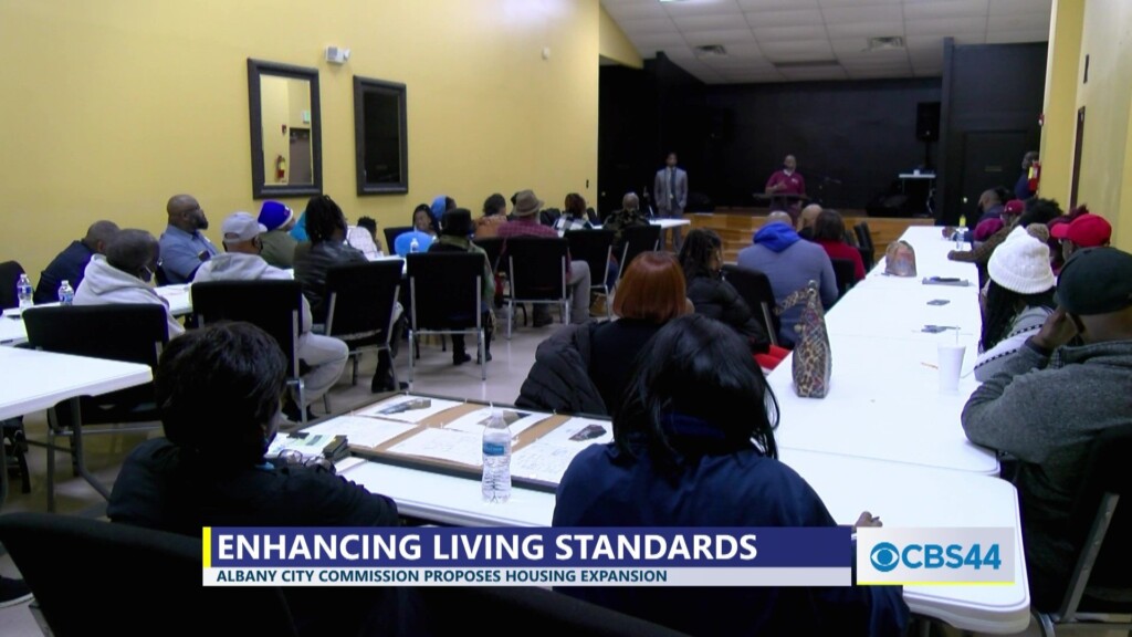 Ward 6 City Commission Holds Town Hall Meeting To Discuss Proposed Housing Developments