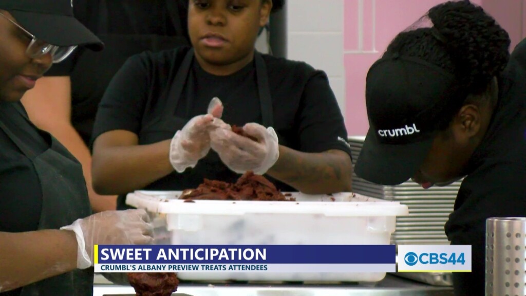 Crumbl Cookies Grand Opening Treats Attendees