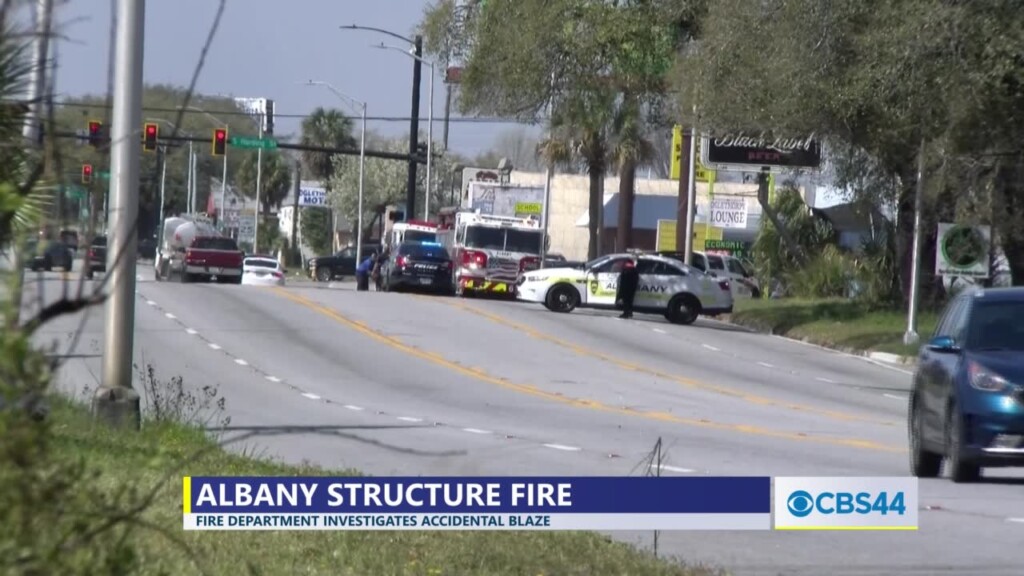 Afd Responds To Early Afternoon Structure Fire On West Oglethorpe Boulevard