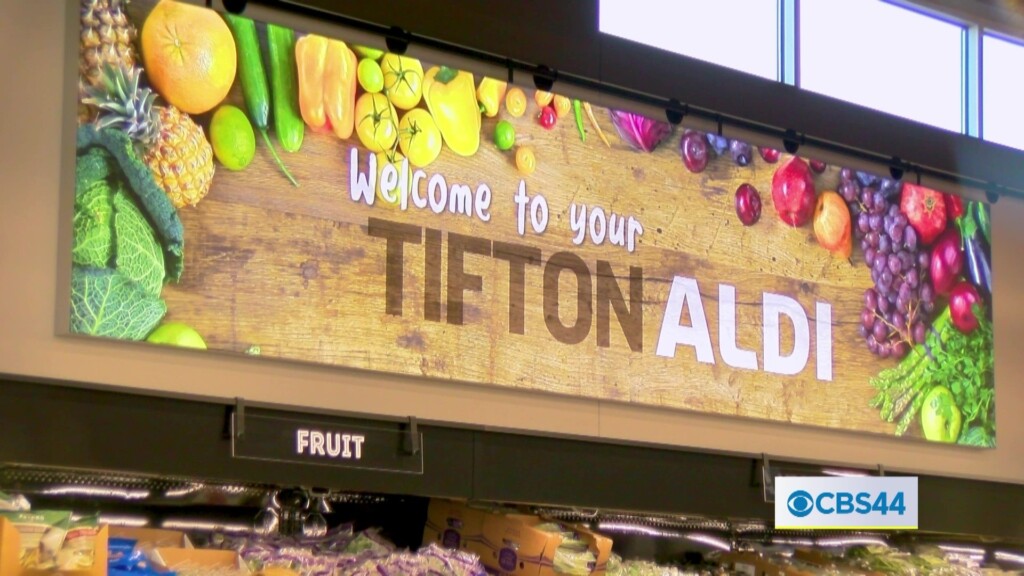 Aldi Discount Grocery Store Holds Grand Opening In Tifton