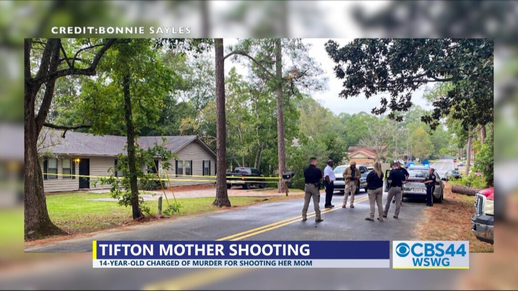 Evening News 41 Yo Mot 02