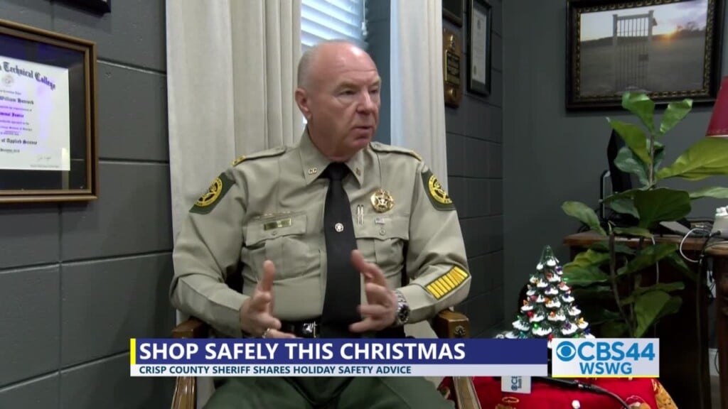 Gabe Crisp Co Sheriff Hancock Shopping Dos And Donts