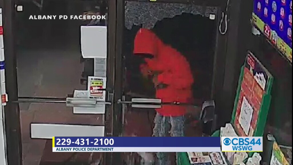 Apd Searching For Convenience Store Burglary Robbery Suspect