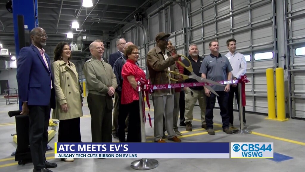 Brian Albany Tech Electric Vehicle Lab Ribbon Cutting