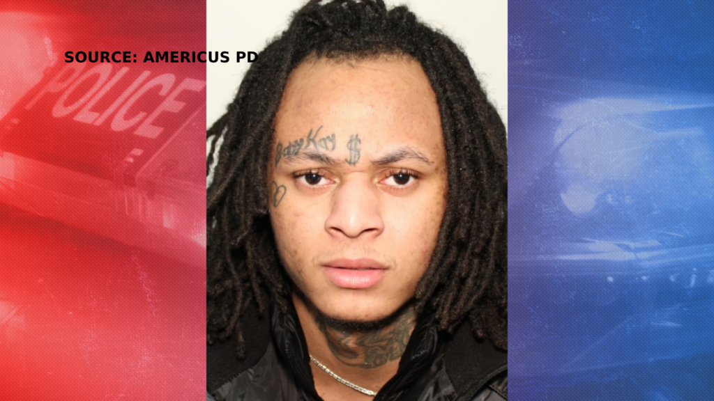 Kentravious Lemond Holmes