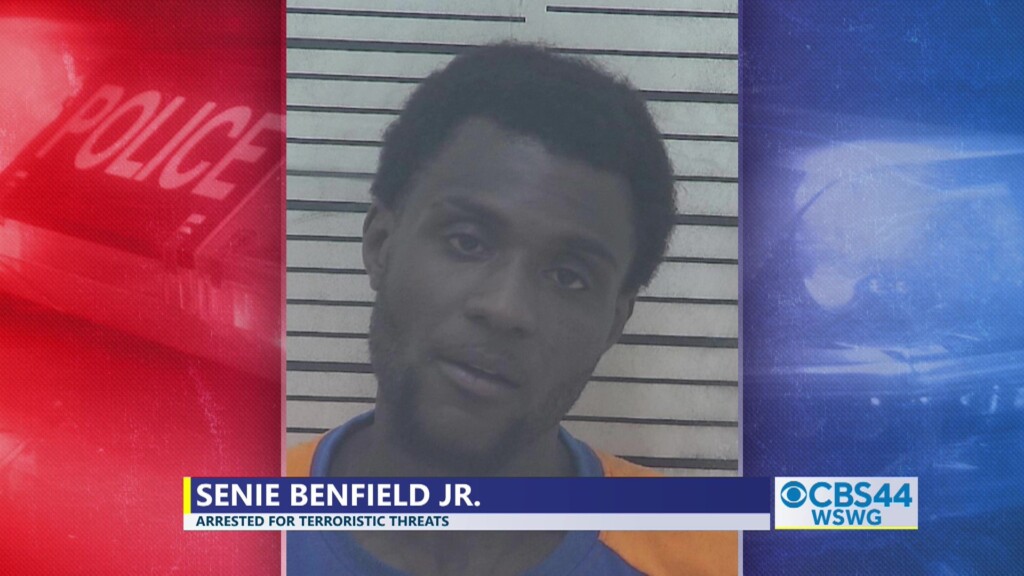 Senie Benefield Jr Arrest Terroristic Threats