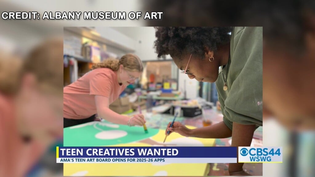 70004 Ama Teen Art Board