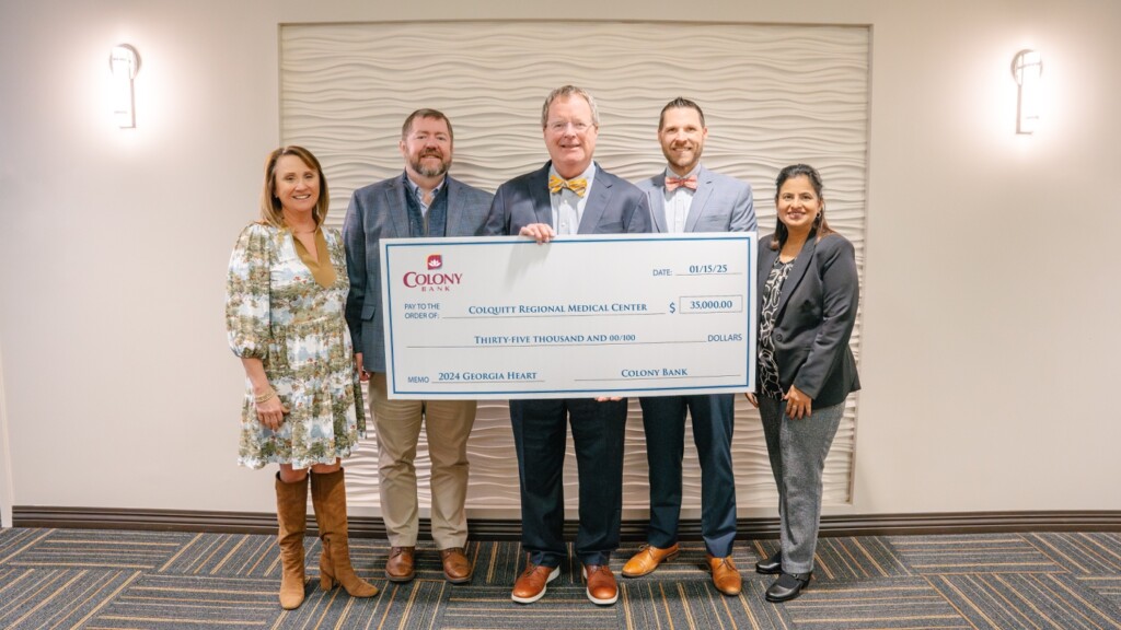 Colony Bank Donates 35000 To Colquitt Regional