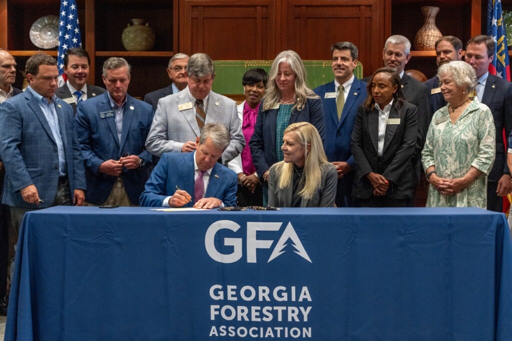 Kemp Bill Signing 1