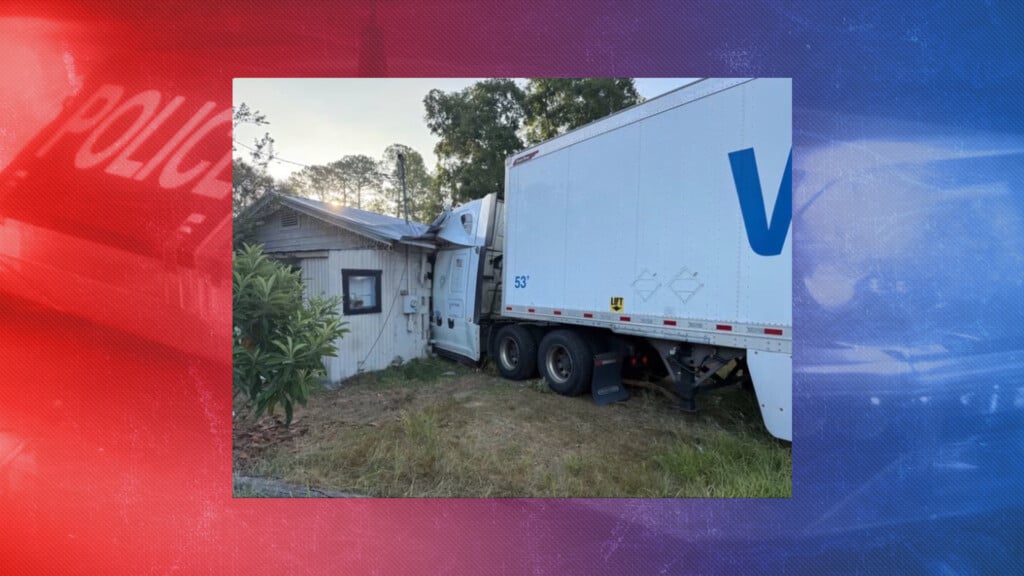 Colquitt Co Semi Truck Crashes Into Home