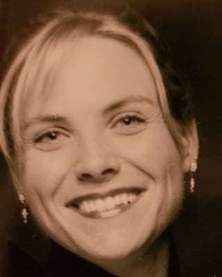 Transformational Coach Errika Gravlin, MAT, RMT