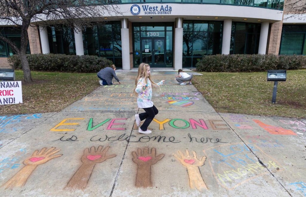 Boi 032301everyoneiswelcome