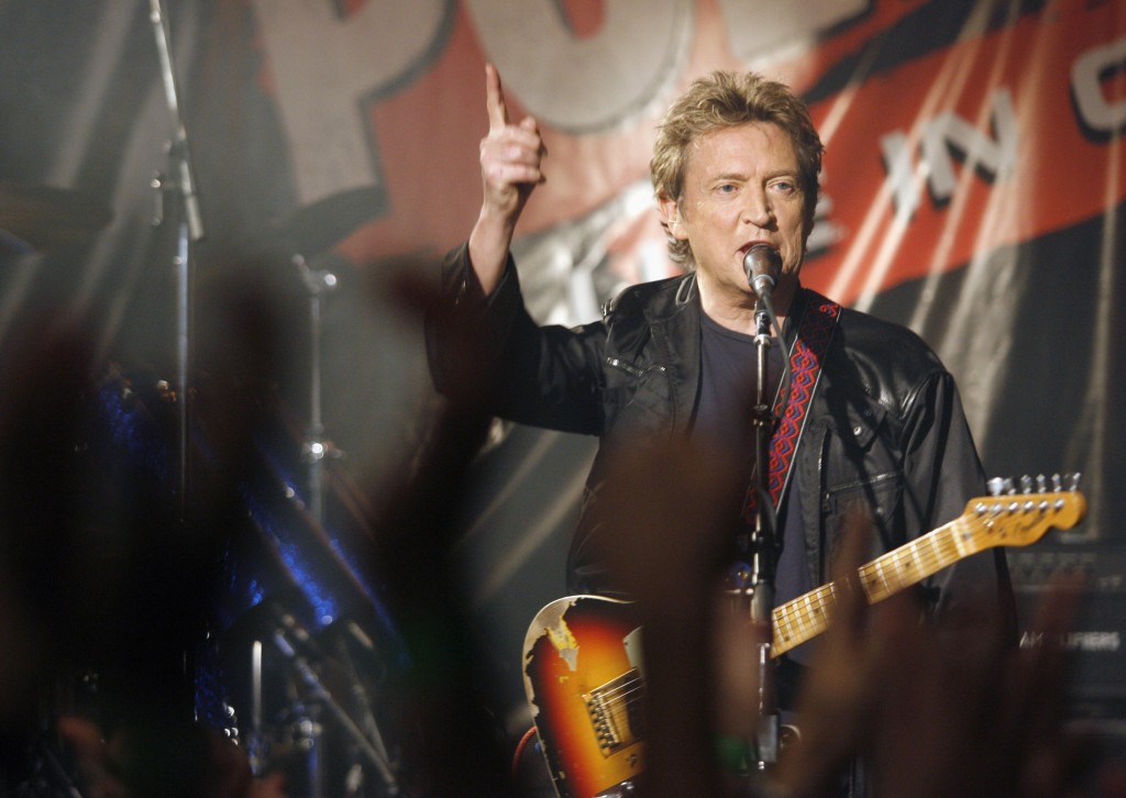 Andy Summers Of The Police Performs During An Open Rehearsal At The Whisky In West Hollywood