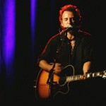 Bruce Springsteen Taps 1995 Acoustic Philly Area Show For New Vault Release