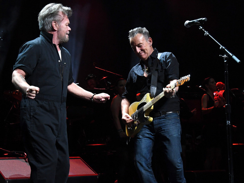 John Mellencamp Spotlights Bruce Springsteen: ‘guitarist’