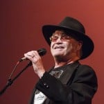 Monkee Micky Dolenz To Honor Late Bandmates On Tour