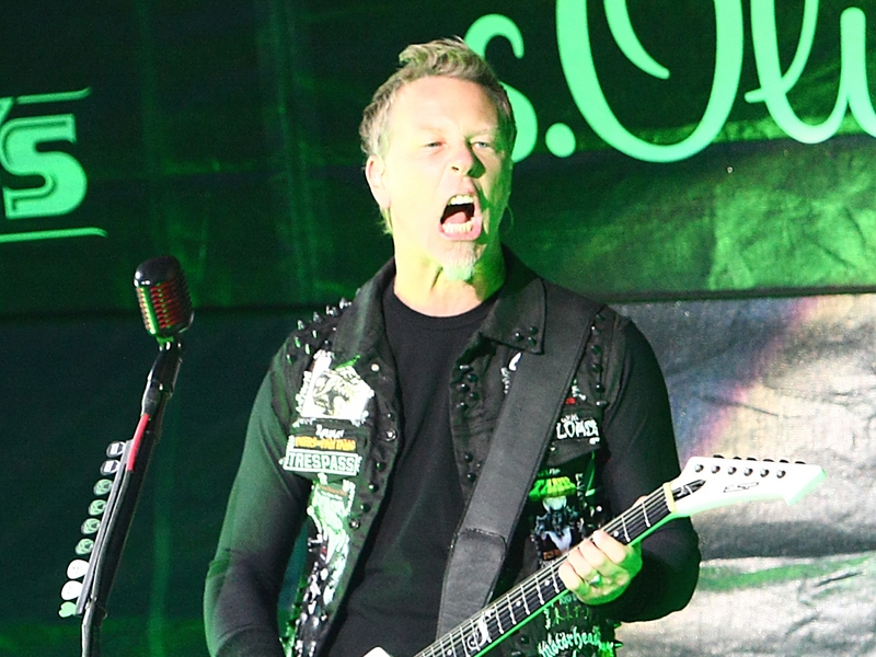 Metallica’s James Hetfield Has Emotional Moment On Stage In Brazil