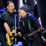 Bruce Springsteen Promising 2023 Trek To Be An ‘old School Tour’