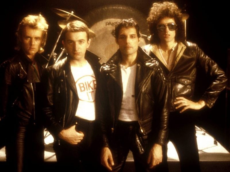 Quick Takes: Queen, The Doobie Brothers, Lou Reed, Todd Rundgren & David Bowie