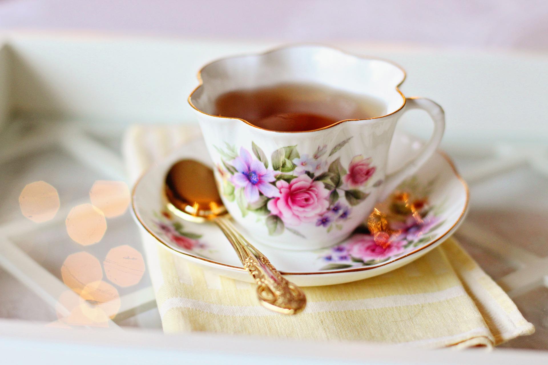 Five Reasons to Drink Tea Instead of Coffee Sunny 92.3 WDEFFM