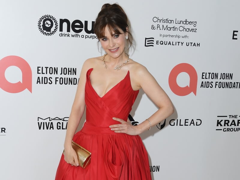 Zooey Deschanel Is No Manic Pixie Dream Girl, She's A Woman - Sunny 92.3 |  WDEF-FM