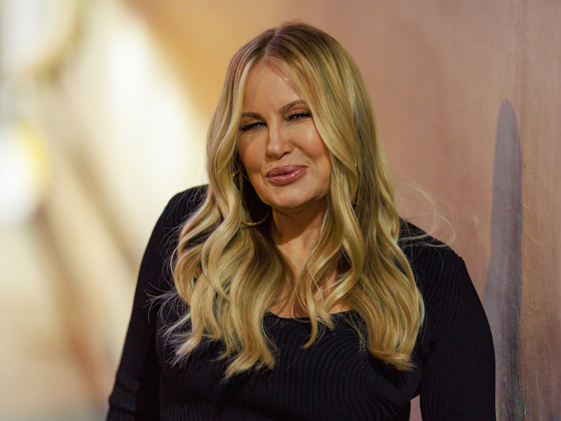 Jennifer Coolidge Slept With ‘like 200 People’ Thanks To ‘american Pie’