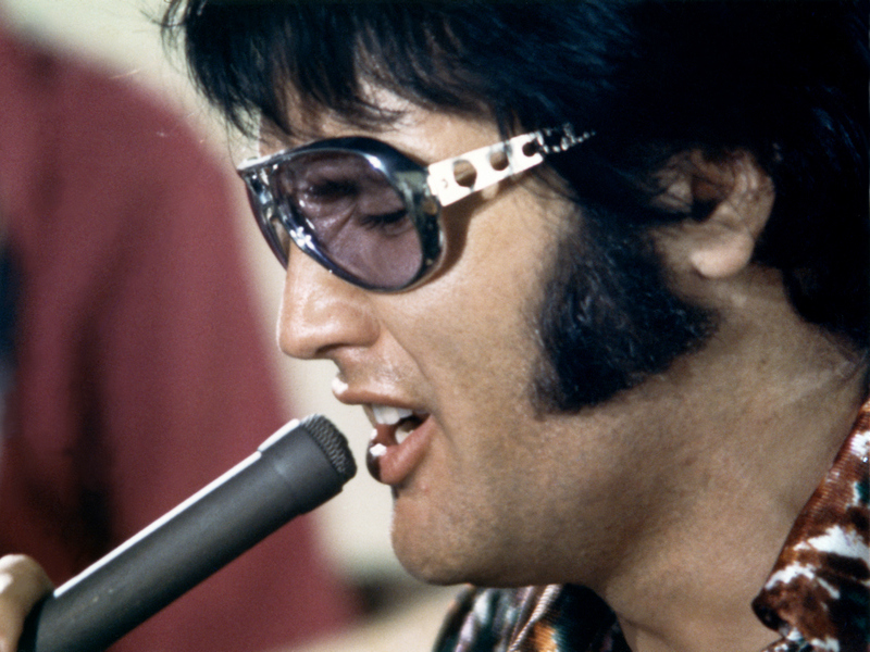 Flashback: ‘elvis: That’s The Way It Is’ Concert Film Opens