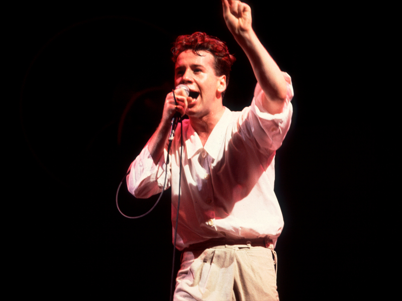 Flashback: Simple Minds Hit Number One With ‘don’t You (forget About Me)’