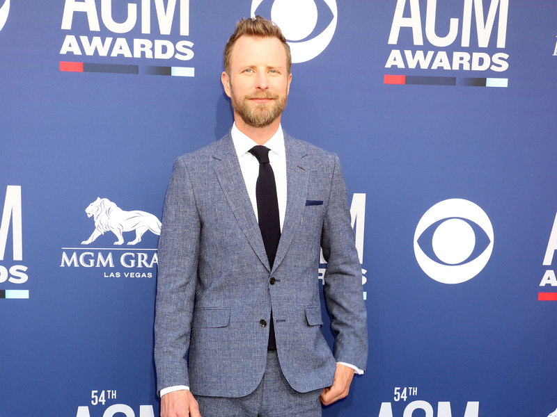 Dierks Bentley Plays Tom Petty Guitar In New Video