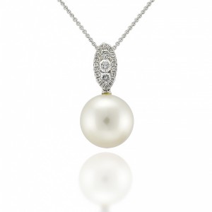 White Pearl 25ct Diamond Pendant