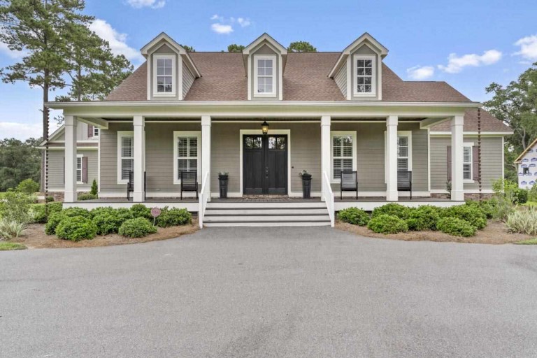 Stunning Pool Home Overlooks Lake Pisgah in Centerville Conservation