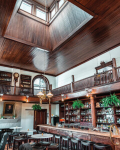 Bar 1903