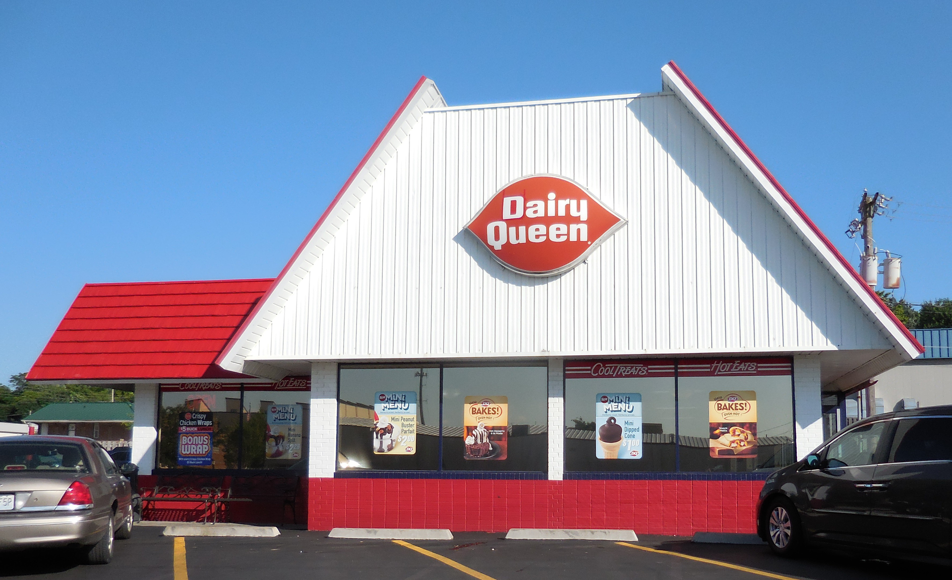 Dairy Queen opens in NJ, 1940's, US Rt 40