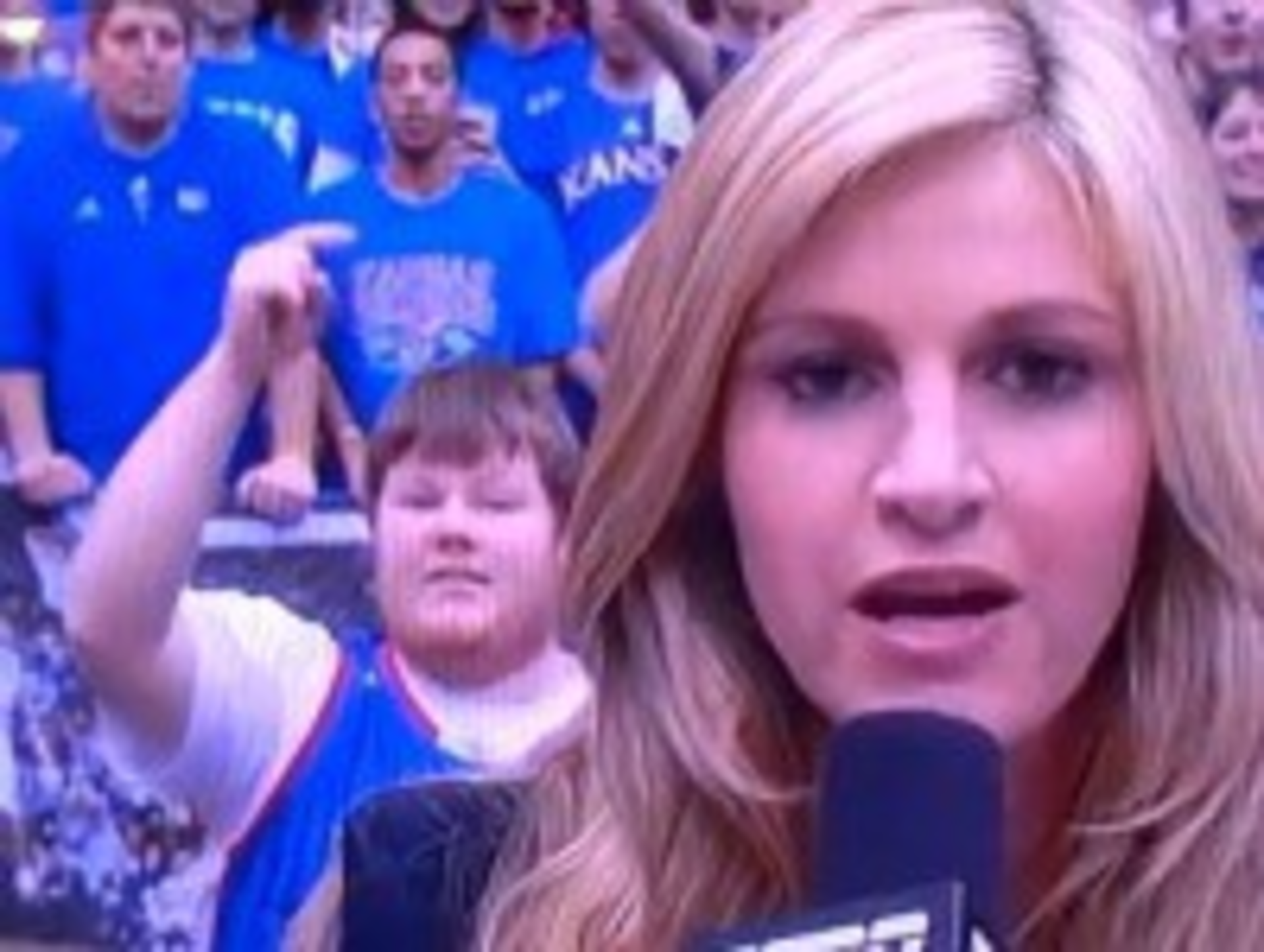 Erin Andrews is hot, confirms young Kansas Jayhawk fan