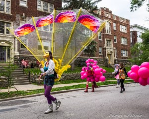 Molly Balloons Parade 2400