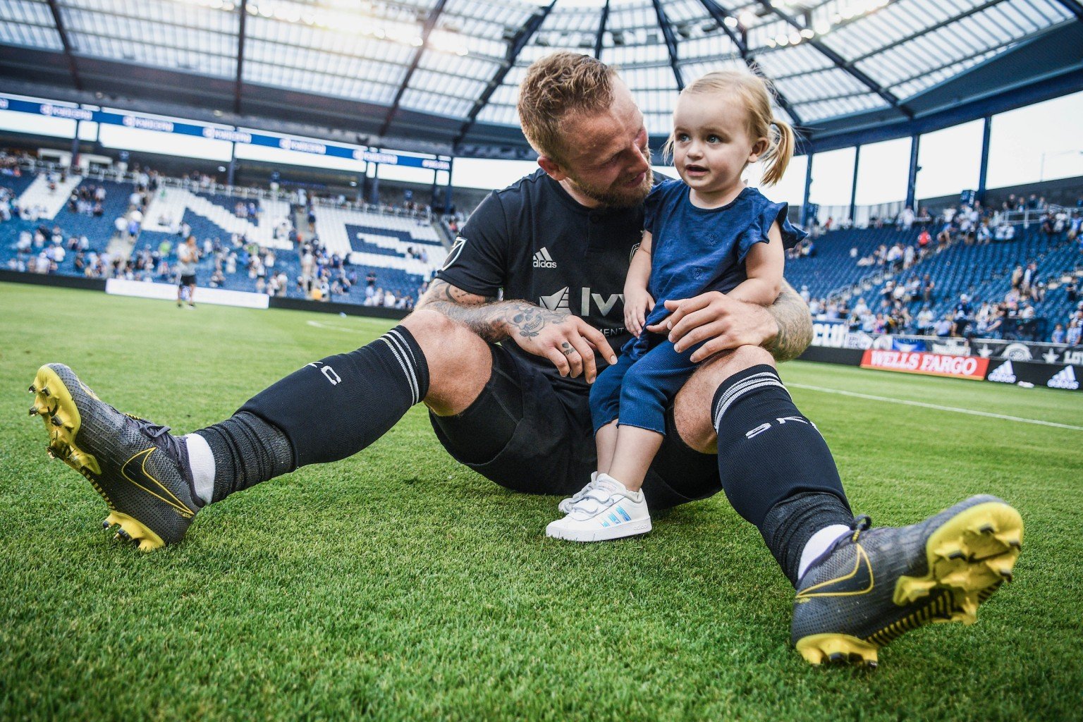 exploring-the-pride-of-sporting-kc-with-khiry-shelton-johnny-russell